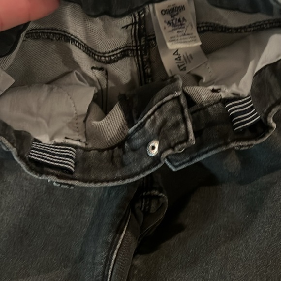 OshKosh B’gosh Boys 4T black skinny jeans, stretchy, soft. Adjustable waist, EUC - Picture 4 of 4
